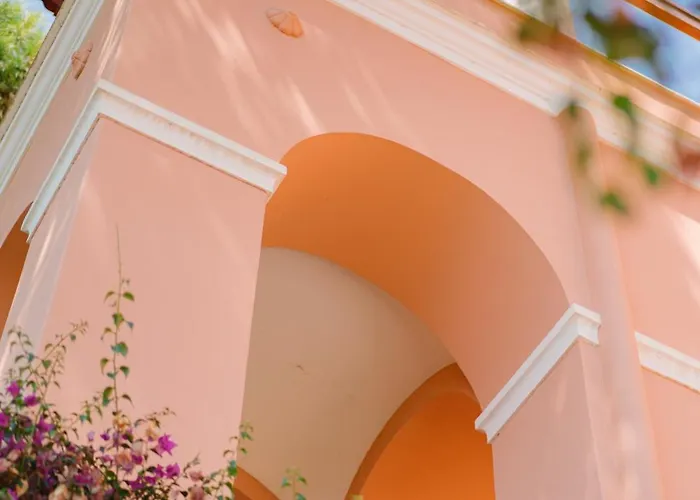 Chiara - Lavi Luxury كابري