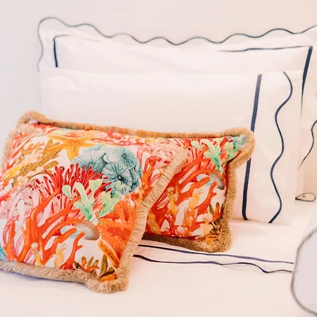 Chiara - Lavi Luxury Capri