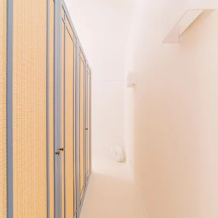 Chiara - Lavi Luxury *