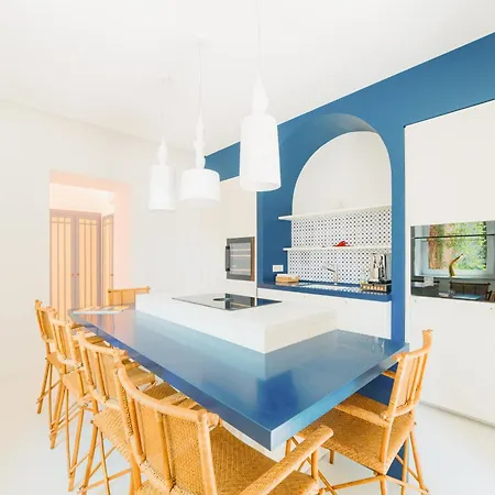 Chiara - Lavi Luxury Capri