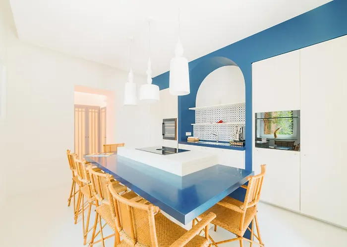 Chiara - Lavi Luxury Capri